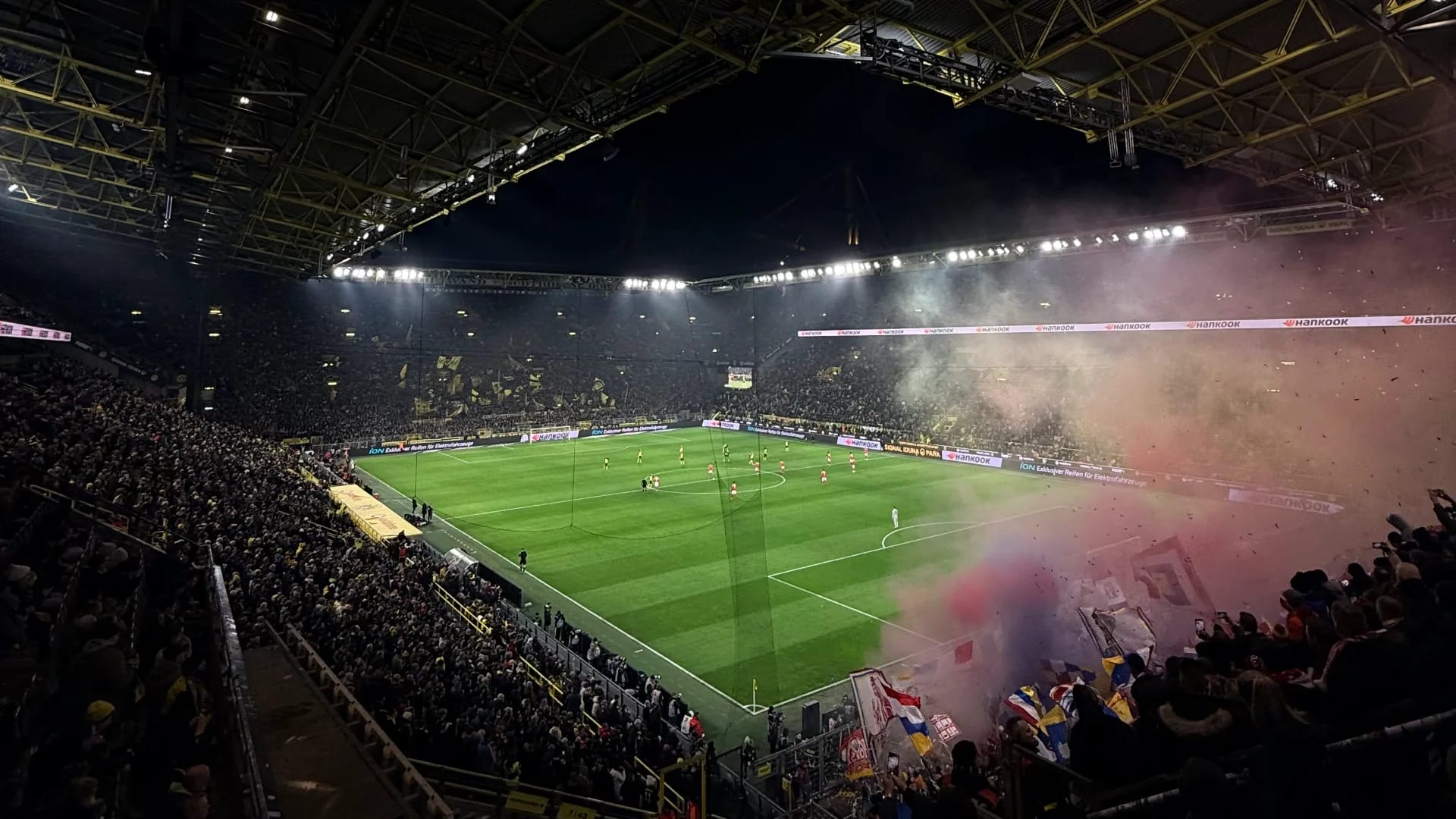 12eHomme photo : Signal Iduna Park