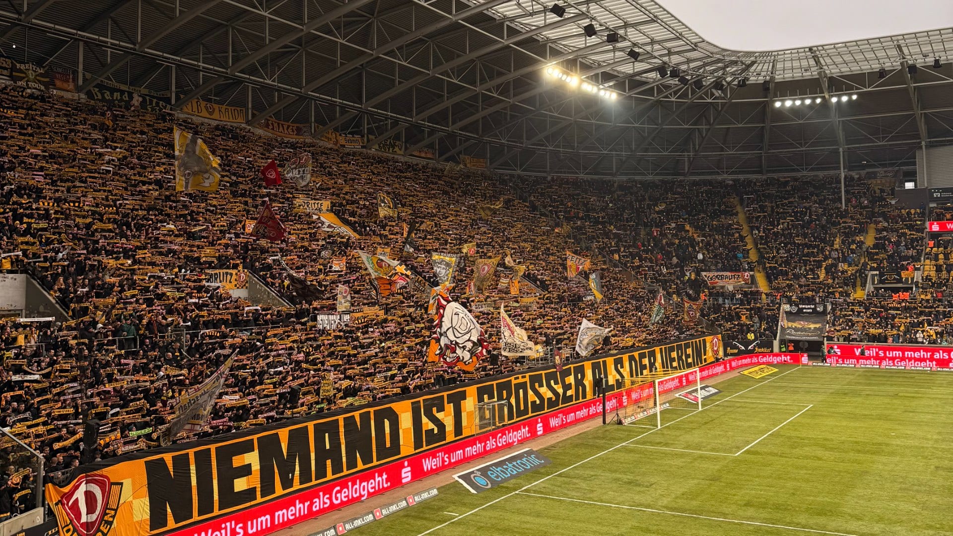 Rudolf-Harbig-Stadion — SG Dynamo Dresden